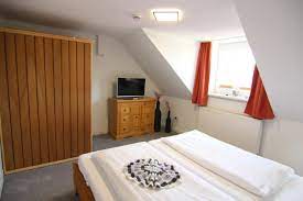 rosenhaus in der pension lassen in westerland sylt pension lassen