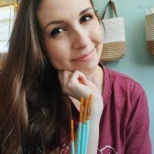 Melanie Reininger's Instagram, Twitter & Facebook