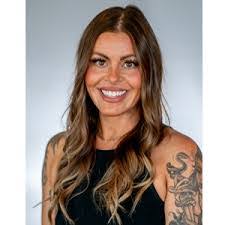 Sabrina Gentry's Instagram, Twitter & Facebook