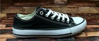 Tidak cuma new balance, semua sepatu itu tidak bisa membuat patokan antara original atau kwnya hanya dari di lihat darimana sepatu itu dibuat. Sepatu Kw Gengsi Yang Tak Sebanding Dengan Kemampuan Mainbasket Com