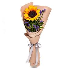 Send Flowers From Only P399 With Free Same Day Delivery Cash On Delivery Available Single Flower Bouquet Graduation Flowers Flowers Bouquet Gift