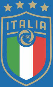 Na­zio­na­le di cal­cio dell'italia) — фут­боль­ная ко­ман­да, ко­то­рая пред­став­ля­ет ита­лию в меж­ду­на­род­ных мат­чах и тур­ни­рах по фут­бо­лу на уровне на­ци­о­наль­ных сбор­ных. U Sbornoj Italii Novyj Logotip Futbol Sports Ru