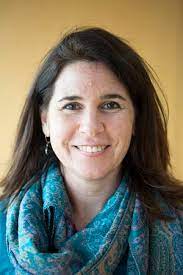 Paloma Muiña. Escritura a flor de piel. Entrevista. - Enrique Carlos. Ilustraciones y escritos.