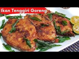 Ini masak ikan tenggiri goreng pake sambal kecap aja sdh enak. Fried King Mackerel With Curry Powder Ikan Tenggiri Goreng Youtube Mackerel Recipes Seafood Recipes King Mackerel