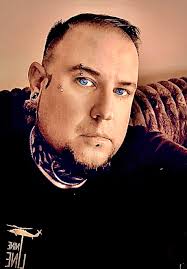 Navy Veterans Share Memories of Shipmates