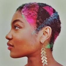 The style is initiated by celebrities to try some unconventional look and experience how it feels to follow some styling of another gender. 35 Fresh Androgynous Haircuts For Modern Statement Makers
