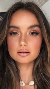 Danielle Hodgson (daniihodgson)