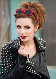 Кто из сегодняшних звезд жил и работал в Сургуте