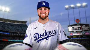 MLB rumors: Corbin Burnes wanted to sign with Dodgers before Snell deal