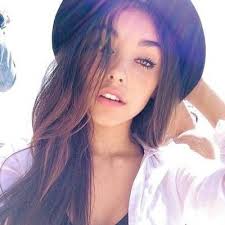 bella cole (@belllacolee)