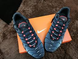 The Best Mens Size Air Max Plus Black Gradient Red Shoes In 2020 Air Max Plus Air Max Red Shoes