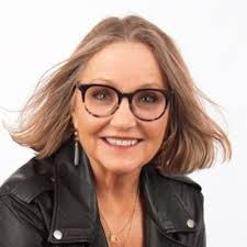 Mette Klint arbejder som social- og sundhedsassistent, og hun er træt af  fordommene om sit fag. Hun pointerer i debatindlægget nedenfor, at arbejdet  handler om meget mere end blot at være en