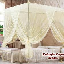 Namun, model tempat tidur kanopi ini memang sengaja didesain seperti ini. Kelambu Kasur Elegan Dengan Tiang Penyangga Kelambu 3 Pintu Dengan Kanopi Shopee Indonesia
