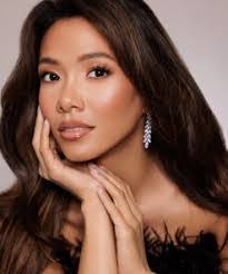 Desiree Melton's Instagram, Twitter & Facebook