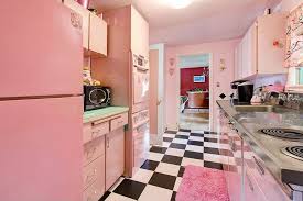 interior design trends 2017: pink kitchen