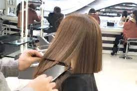 For my nails i started seeing quang. Mounir Is The Lebanese Hairstylist Who Cuts A Perfect Bob In Under A Minute Allure