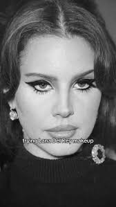 Daisy Woods (daisykatewoods)