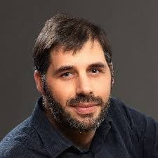 Sara Barakat's Instagram, Twitter & Facebook