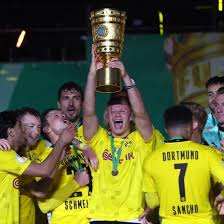 Sancho & haaland fire dortmund to fifth dfb pokal crown. Unglaublicher Moment Bvb Feiert Pokalsieg Nach Sieg Gegen Leipzig Svz De