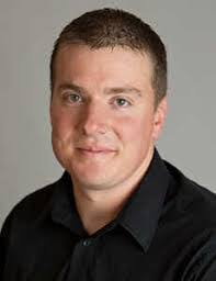 Ben Bach's Instagram, Twitter & Facebook