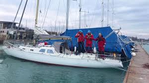 Között mérik meg magukat a legnagyobbak és a bátor újoncok egyaránt. Keksal 2021 Teli Balatonkerulo Rekordkiserlet Hajozas Hu