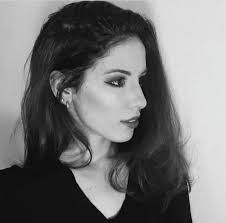 Ellen Dominique's Instagram, Twitter & Facebook