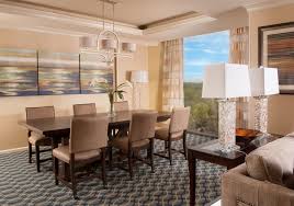 Greenville Marriott Presidential Suite Dining Area Http Www Marriott Com Hotels Travel Gspap Greenville Marriott Spacious Living Home Home Decor