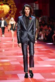 Par alexandre marain 6 janvier 2020. Pierce Brosnan S Model Son Dylan 22 Joins His Famous Father 66 At Once Upon A Time In Hollywood Page 2 Lipstick Alley