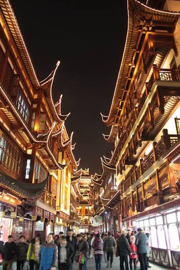 Banco de imagens : noite, cidade, Paisagem urbana, praça, Marco, iluminado,  Cidade antiga, Xangai, China, metrópole 2848x4272 - - 756568 - Imagens  Gratuitas - PxHere