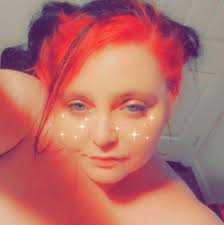 I decided to try to draw something, again. Why is Louise (Lose-y) so  impossible to draw!? Asking any artistic people what the heck shape is her  head supposed to be 🤣