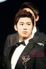 5주간의 기초군사훈련을 받고 21개월간 현역으로 복무하게. Whatever I Want ë™ë°©ì‹ ê¸° ìœ ë…¸ìœ¤í˜¸ ê¸´ë¨¸ë¦¬ì— ëŒ€í•œ ë¡œë§ ë¦´ë¦¬ ìœ¤í˜¸