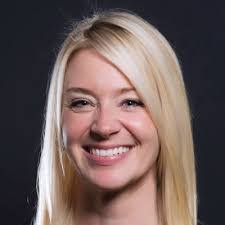 Julie Moree's Instagram, Twitter & Facebook