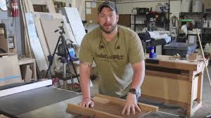 The two main benefits of a miter sled are speed and accuracy. How To Make A Simple Crosscut Sled Free Plans John Malecki