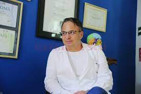 Un medic neurolog va ști exact care sunt. Dr Maxim Steiner Evreul Oltean Renumit In Lumea Stomatologiei Gazeta De Sud