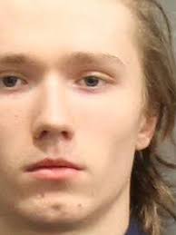 Police: Teen seen drag racing in Nashville arrested after driving 120 mph