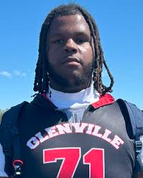 Marquis Whipple's Instagram, Twitter & Facebook