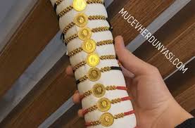 Çeyrek altın alış fiyatı hafta açılışında 673 lira olarak belirlenirken, satış fiyatı ise 693 lirada bulunuyor. 14 22 Ayar Ceyrek Altin Bileklik Modelleri Ve Fiyatlari 2021