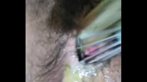 huevo dentro de su mojada y necesitada vagina - XNXX.COM