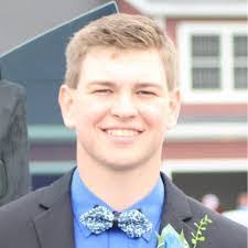 Daryl Bragg's Instagram, Twitter & Facebook