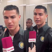 كريستيانو صديق 💚 الصحفية لـ #كريستيانو_رونالدو : مارأيك ماحدث في سـوريا  كريستيانو : أحب هذا البلد