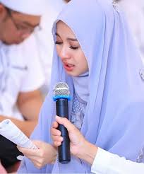 Meski begitu, saat ini postingan suami istri itu sudah hilang dari instastory. Anak Tak Sabar Nak Dapat Ibu Tiri Erra Fazira Tempatan Hiburan Trending Cari Infonet