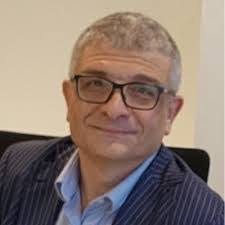 Alan Hibbert's Instagram, Twitter & Facebook