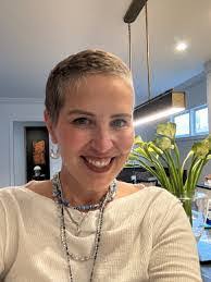 Marla Warren's Instagram, Twitter & Facebook