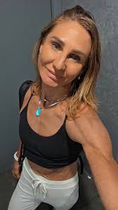 🫶🏻 Seeking genuine friendship 🫶🏻 Hi everyone, I hope my post finds you  well x I'm being completely vulnerable in posting this, but it's something  I've thought about for a while.. I