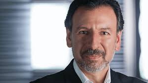 Top 20 Visionary Keynote Speakers (2025)