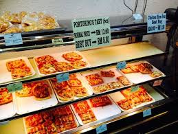 Tapi surrounding rumah ni tak la takut sangat sebab kedai makan bawah rumah ni beroperasi sampai pukul 2 pagi lebih kurang. King S Bakery Tesco Setia Alam Bakery Shop In Shah Alam