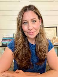 Katie Clair's Instagram, Twitter & Facebook