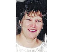 Diana Hackworth's Instagram, Twitter & Facebook