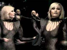 E se si attacca col sentimento portalo in fondo ad un cielo blu le sue paure di quel momento le fai scoppiare soltanto tu. Bob Sinclar Rafaella Carra A Far L Amore Comincia Tu Youtube