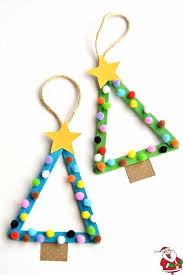 Diy Weihnachtsbaumschmuck Mit Kindern Basteln Bunt Und Frohlich Aus Eisstabche Aus Basteln Weihnachtsbaumschmuck Basteln Kinder Pompoms Basteln Basteln